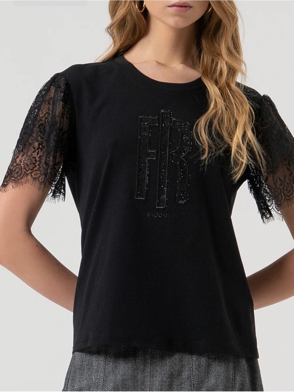 Black Lace Sleeve Short Sleeve Tee